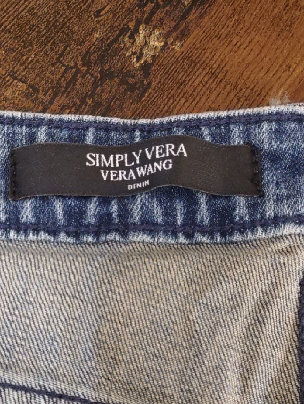 Simply Vera Vera Wang Blue Denim Boyfriend Jeans with White Floral Embroidery - Picture 2 of 4